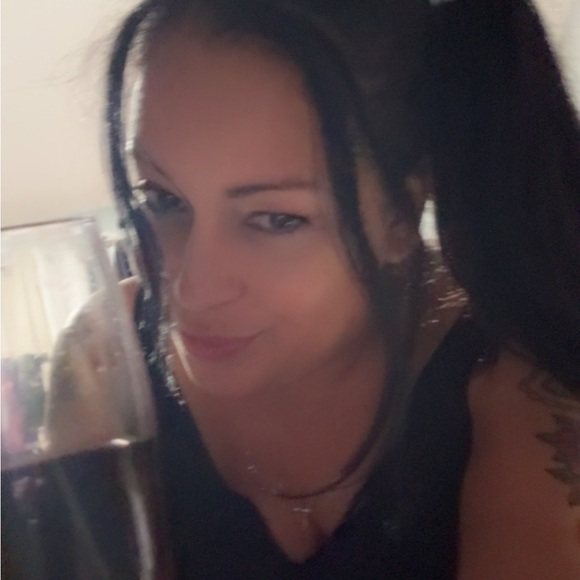 Meet your Posher, Yokasta - Picture 4 of 4